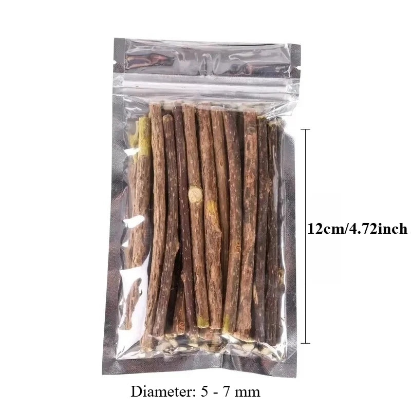 Kitten Supplies Natural Herbal Cat Chews Natural Grass Chew Sticks for Cats Chat Accessories Cat Oral Cleaning Stick Catnip Toys