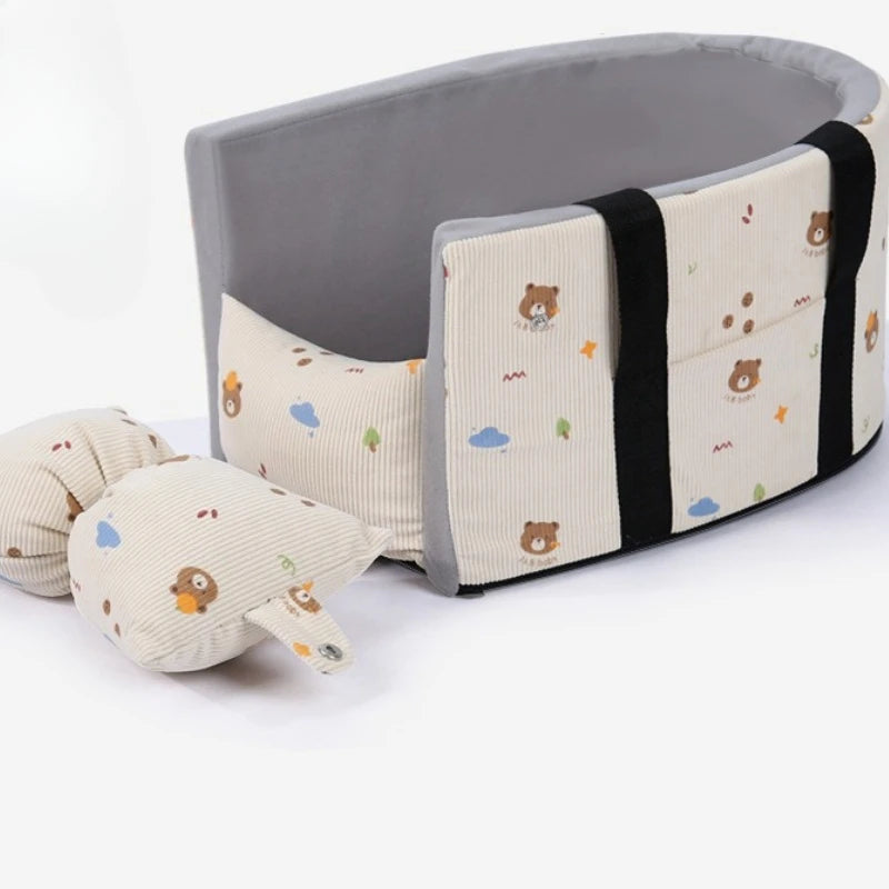 Dog Car Seat with Storage Pocket Center Console Pet Car Carrier Universal Pet Seat Cover for Small Medium Dogs Travel Safety Bag